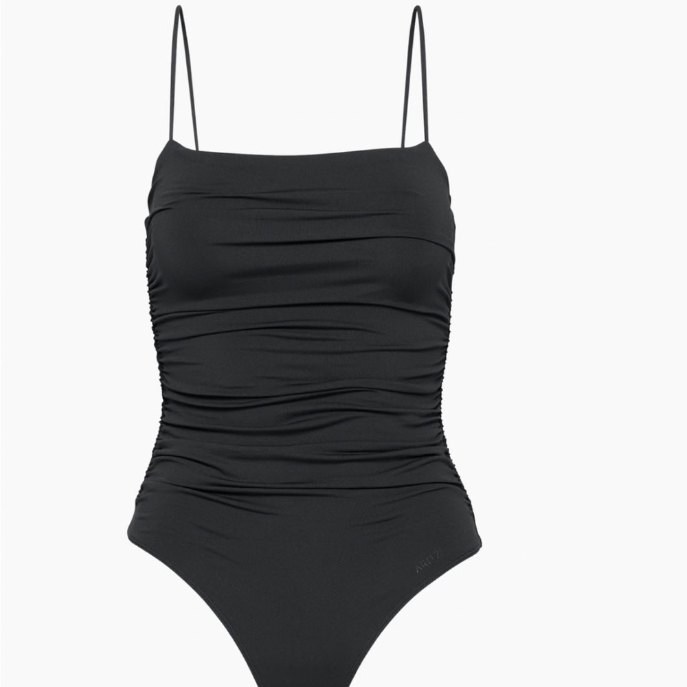 Aritzia Contour Ruched Bodysuitt